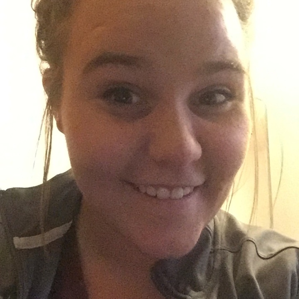 Meet your Posher, Kelly